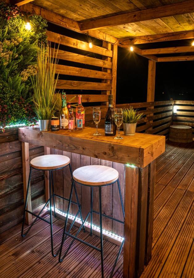 Hillside View Shepherds Hut Little Witley Exterior foto